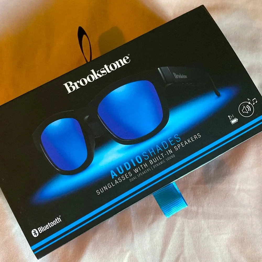 BROOKSTONE Audio Shades Sunglasses with Built-in Speakers New in Box